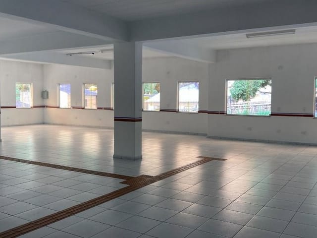Loja com 230m², para alugar, no bairro Centro em Santana de Parnaíba