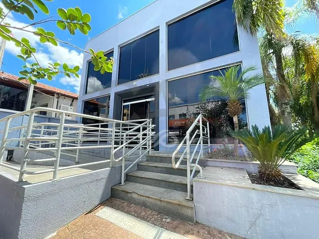 Loja com 586m², para alugar, no bairro Centro em Jaguariúna