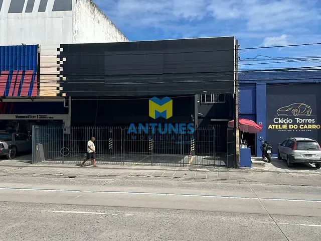 Loja com 460m², para alugar, no bairro Imbiribeira em Recife