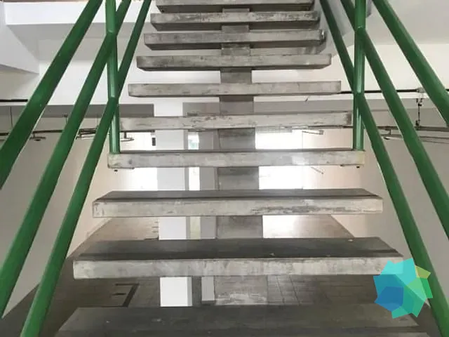Loja com 700m², para alugar, no bairro Centro em Salto