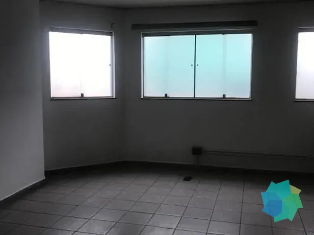 Loja com 700m², para alugar, no bairro Centro em Salto