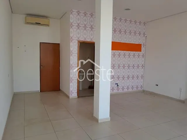 Loja com 42m², para alugar, no bairro Centro em Santa Bárbara D'Oeste