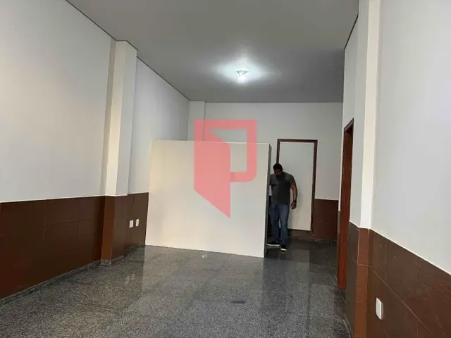 Loja com 35m², para alugar, no bairro Caiçaras em Belo Horizonte