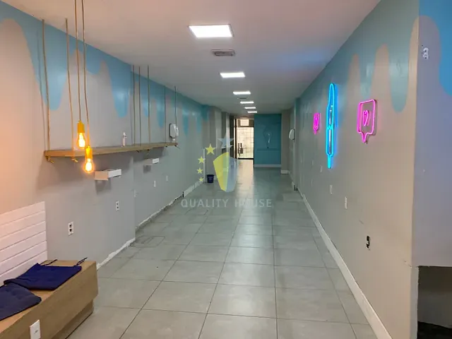 Loja com 97m², para alugar, no bairro Copacabana em Rio de Janeiro