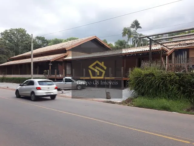 Loja com 2350m², à venda, no bairro Caixa D'água em Vinhedo