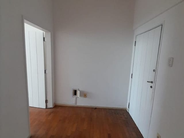 Loja com 45m², à venda, no bairro Centro em Juiz de Fora