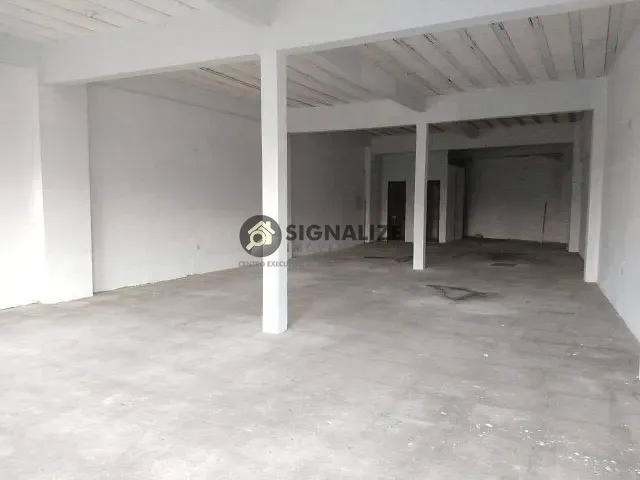 Loja com 180m², para alugar, no bairro Jardim Excelsior em Cabo Frio