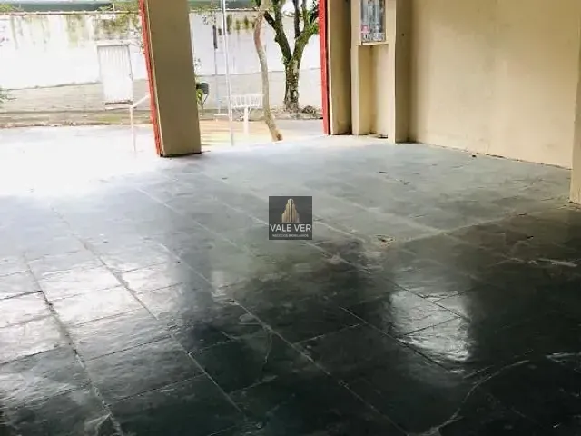 Loja com 138m², para alugar, no bairro Jardim da Granja em São José dos Campos