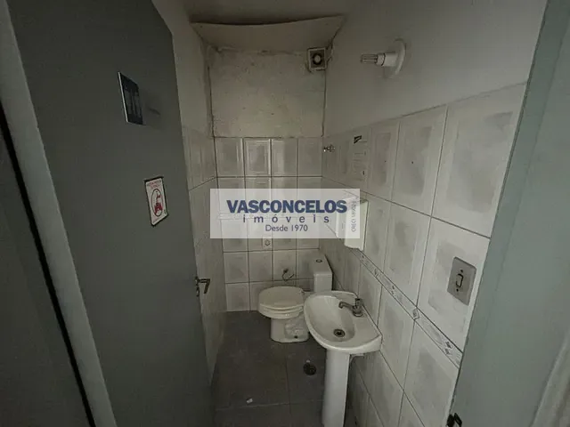 Ponto com 209m², para alugar, no bairro Jardim São Dimas em São José dos Campos