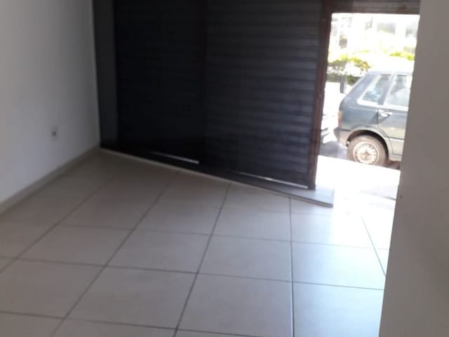 Loja com 50m², para alugar, no bairro Centro em Macaé