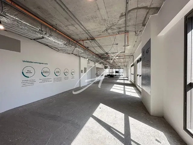 Loja com 344m², à venda ou para alugar, no bairro Vila Gomes Cardim em São Paulo