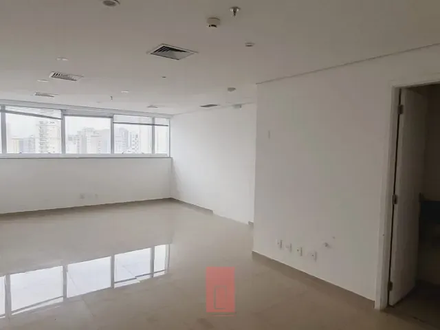 Sala à venda ou para alugar, no bairro Santana em São Paulo