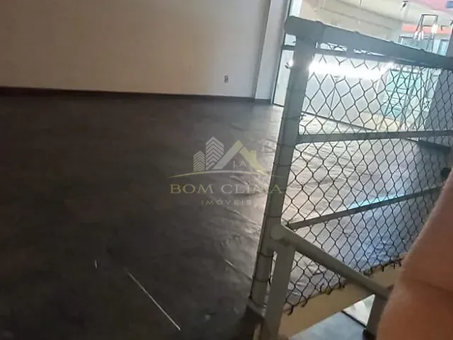 Loja à venda, no bairro Manoel Honório em Juiz de Fora