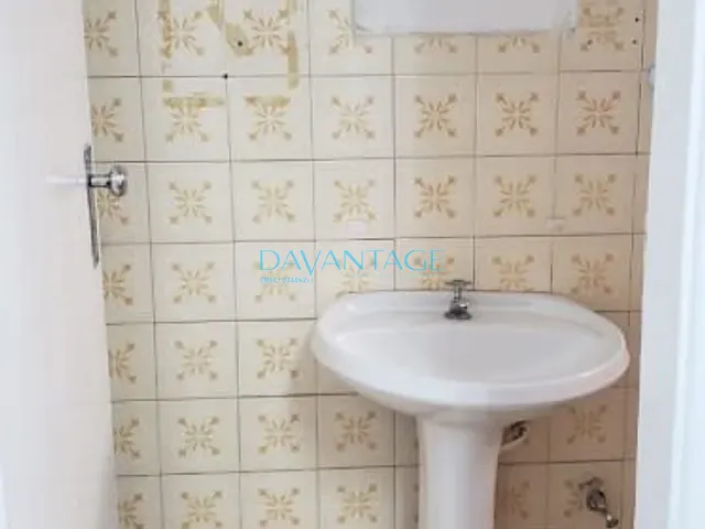 Loja com 145m², para alugar, no bairro República em São Paulo