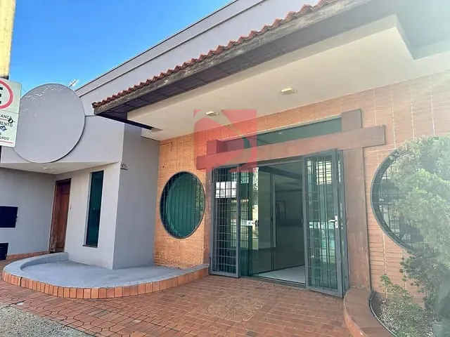 Loja com 321m², à venda, no bairro Vila São Judas Tadeu em Pirassununga