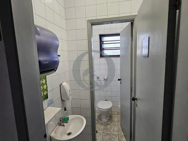 Loja com 658m², para alugar, no bairro Vila Gomes Cardim em São Paulo