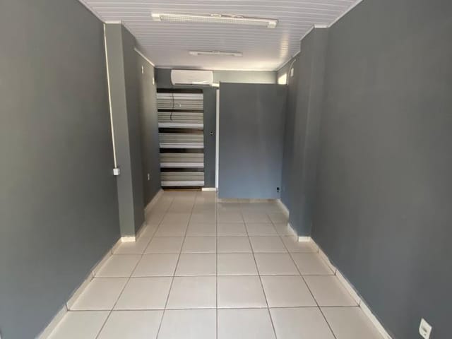 Loja com 30m², para alugar, no bairro Residencial Cosmos em Campinas