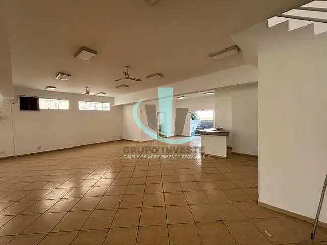 Prédio com 966m², para alugar, no bairro JARDIM NOVA AMÉRICA em ARARAQUARA
