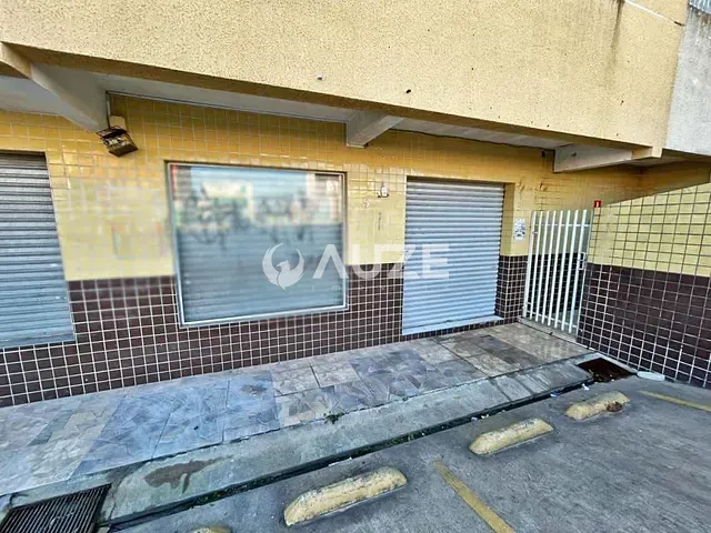 Loja com 45m², à venda, no bairro Monza em Colombo