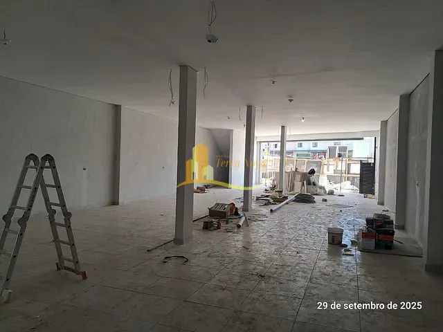 Loja com 260m², para alugar, no bairro Caiçara em Praia Grande