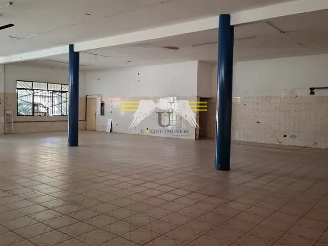 Loja para alugar, no bairro Vila Santa Isabel em São Paulo