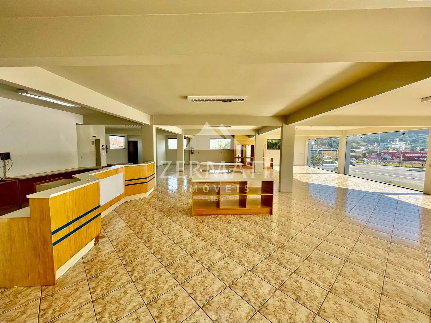 MELHOR sala comercial de GASPAR! (LOJA + SOBRELOJA) — foto 7