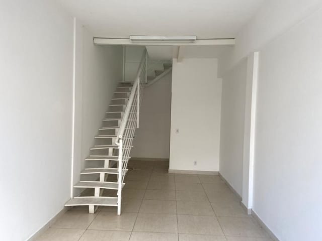 Loja para alugar, no bairro Dom Bosco em Juiz de Fora