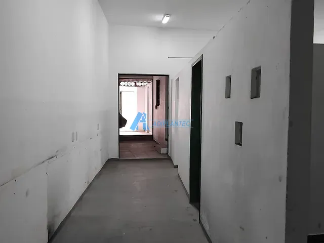 Loja para alugar, no bairro São Francisco Xavier em Rio de Janeiro