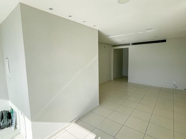 Foto do Loja - Loja para locação, Barroco (Itaipuaçu), Maricá, RJ | Angela Barroco Imóveis