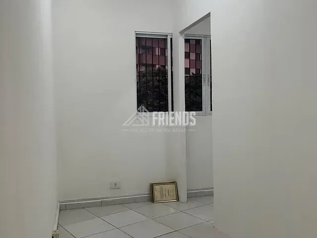 Loja com 45m², para alugar, no bairro Cidade Líder em São Paulo