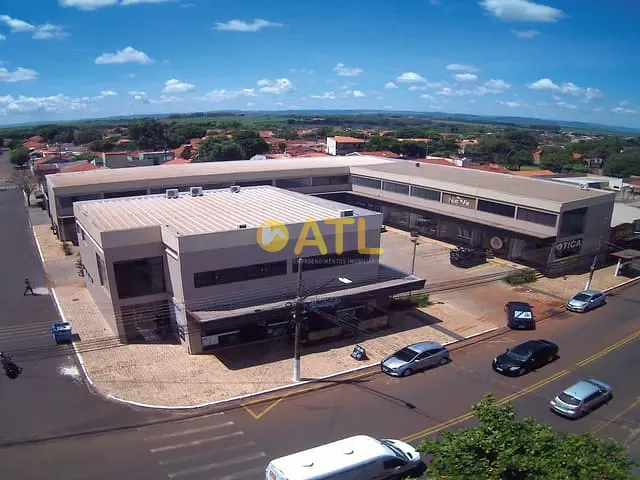 Loja com 49m², para alugar, no bairro Vila São José em Ourinhos