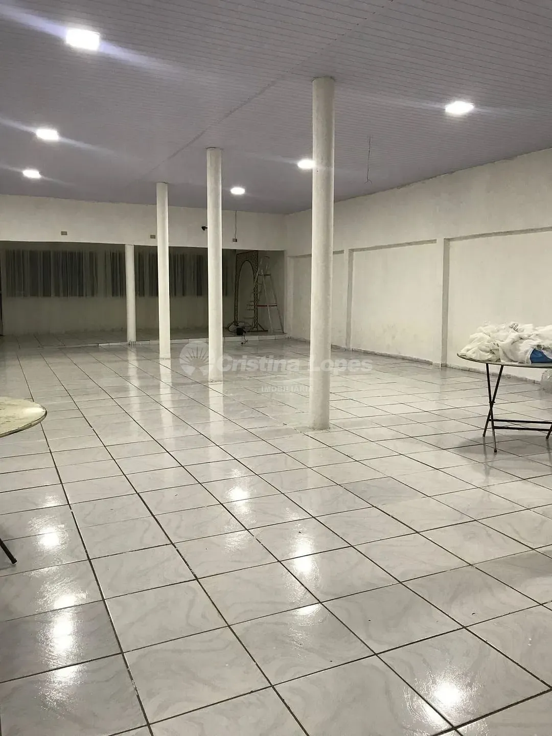 Loja-Salão, 710 m² - Foto 1