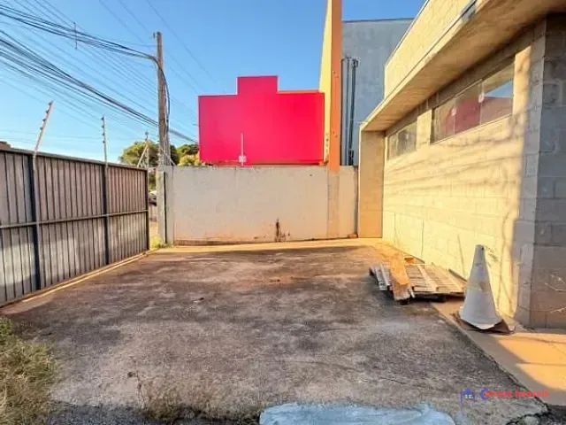 Loja para alugar, no bairro Centro em Três Lagoas