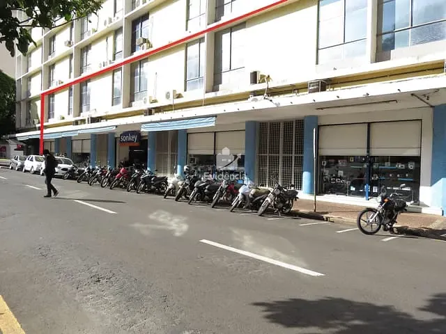 Loja com 1942m², à venda, no bairro Centro em Londrina