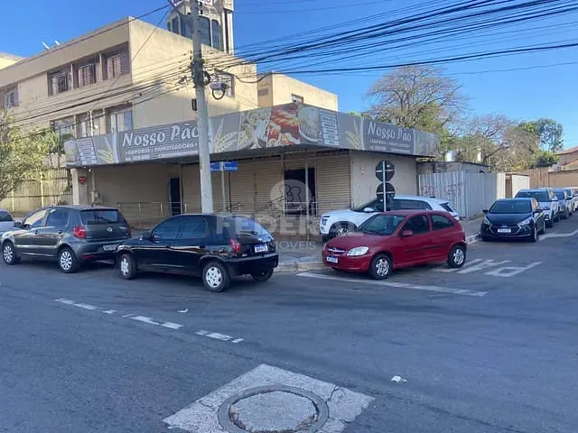 Loja com 257m², para alugar, no bairro Setor Sul em Goiânia