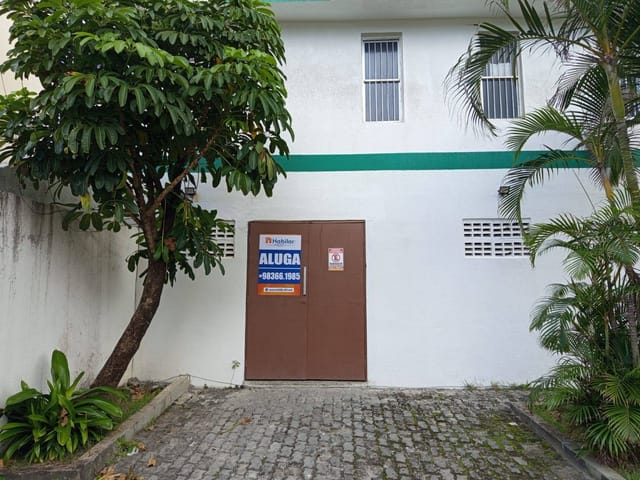 Loja para alugar, no bairro Amaralina em Salvador