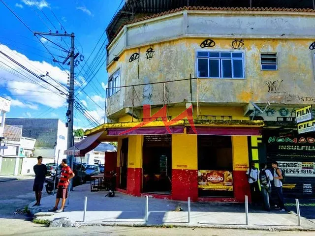 Loja com 42m², à venda, no bairro Coelho em São Gonçalo