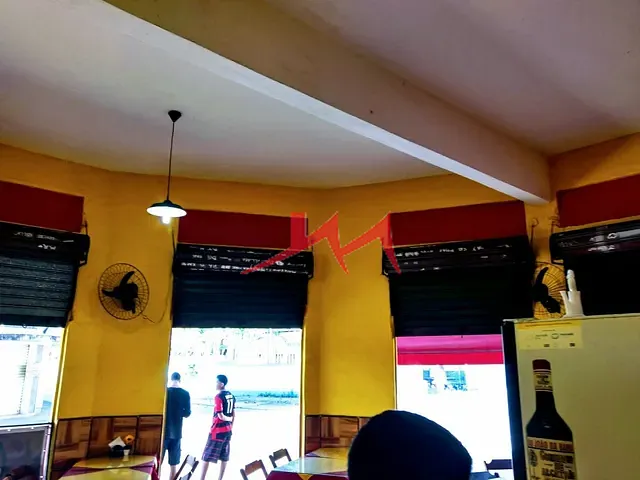 Loja com 42m², à venda, no bairro Coelho em São Gonçalo