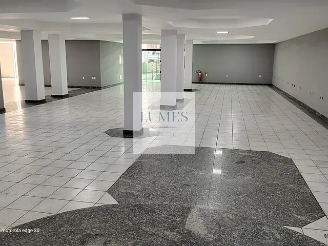 Loja com 435m², para alugar, no bairro Paraíso em Americana