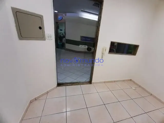 Loja à venda ou para alugar, no bairro Bangu em Rio de Janeiro
