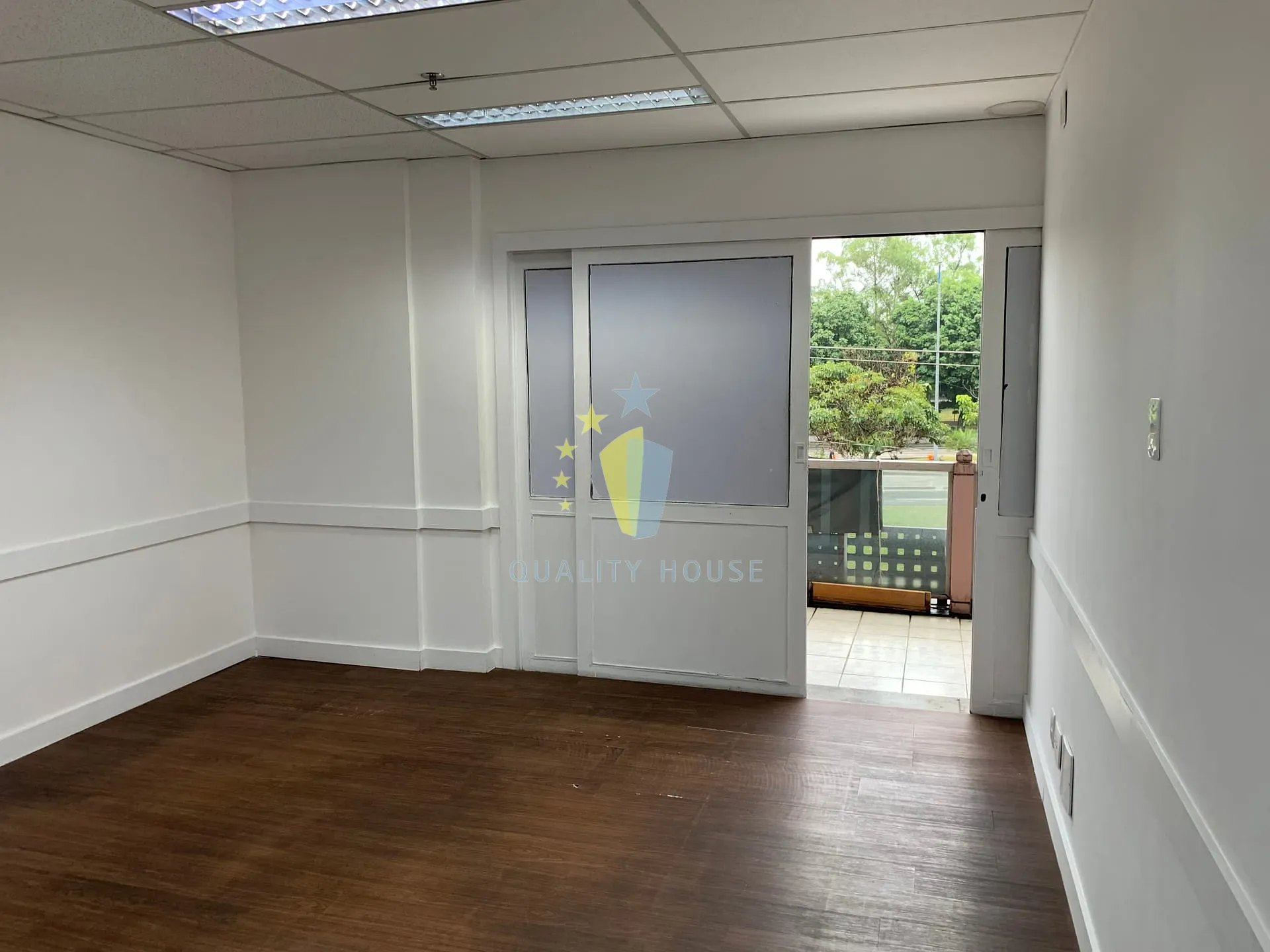 Loja-Salão, 180 m² - Foto 18