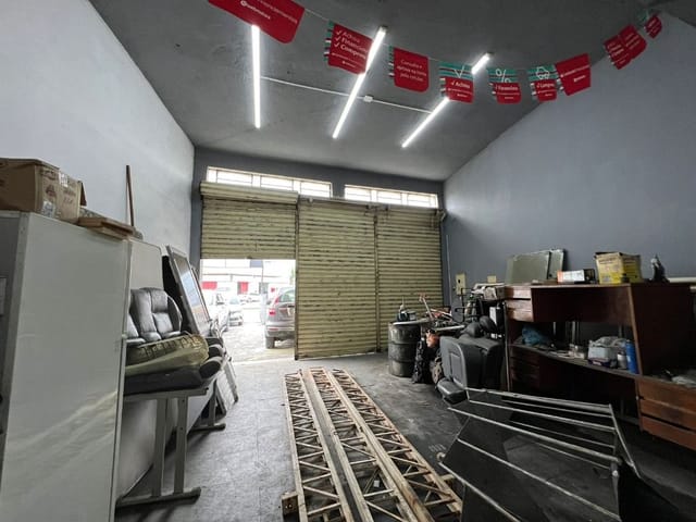 Loja para alugar, no bairro Campo Grande em Rio de Janeiro