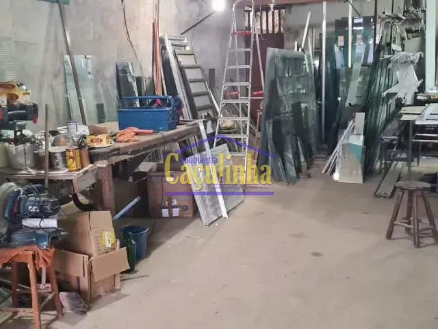 Loja para alugar, no bairro Matadouro em Barra do Piraí