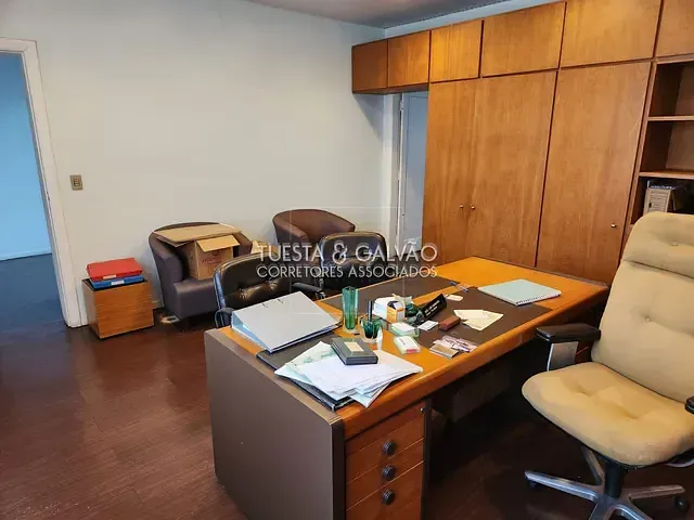 Prédio com 320m², para alugar, no bairro Alto da Rua XV em Curitiba