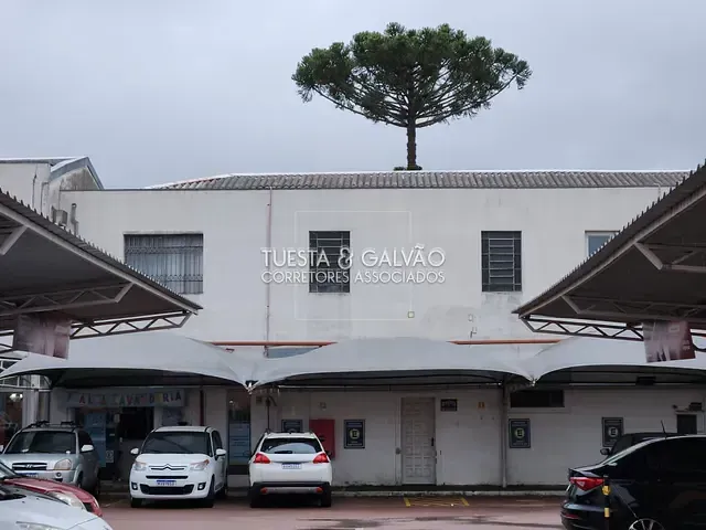 Prédio com 320m², para alugar, no bairro Alto da Rua XV em Curitiba