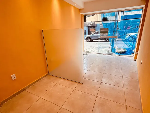 Loja com 20m², à venda ou para alugar, no bairro Centro em Cabo Frio
