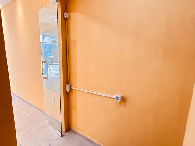 Loja com 20m², à venda ou para alugar, no bairro Centro em Cabo Frio
