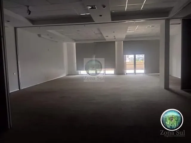 Loja com 724m², à venda, no bairro Jardim Vergueiro em Sorocaba