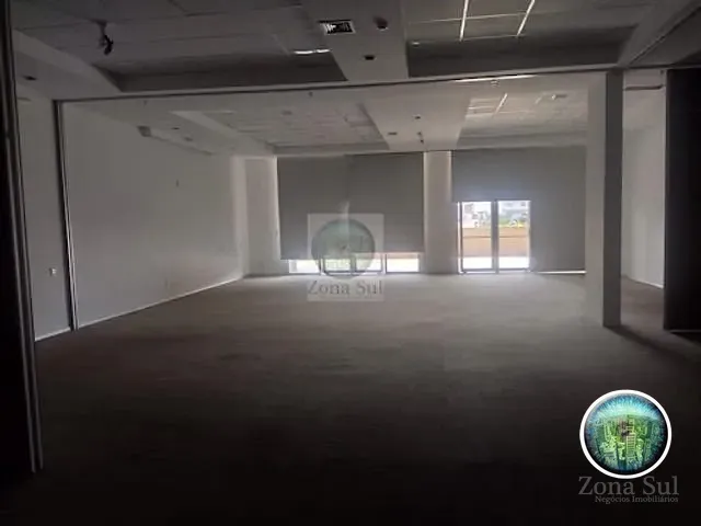 Loja com 724m², à venda, no bairro Jardim Vergueiro em Sorocaba