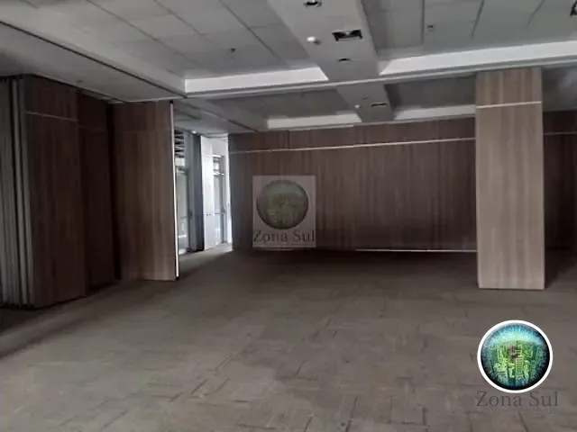 Loja com 724m², à venda, no bairro Jardim Vergueiro em Sorocaba